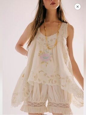 Free People Eye Catcher Bloomsie Romper!!! Size XSmall!!! NWT!!! CURRENT!!!